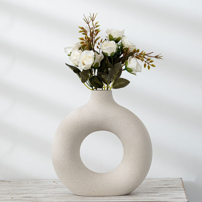 Sculptural Donut Ceramic Vase – Minimal Home Decor Accent