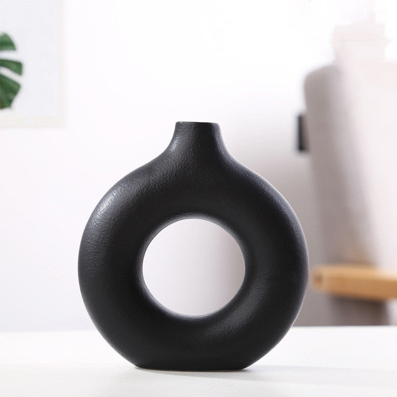 Sculptural Donut Ceramic Vase – Minimal Home Decor Accent