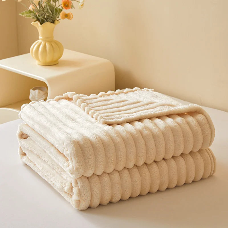 Cozy Soft Milk Velvet Blanket – Modern Light Luxury, All-Season, Machine-Washable Throw for Bed & Sofa