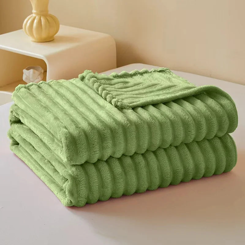 Cozy Soft Milk Velvet Blanket – Modern Light Luxury, All-Season, Machine-Washable Throw for Bed & Sofa