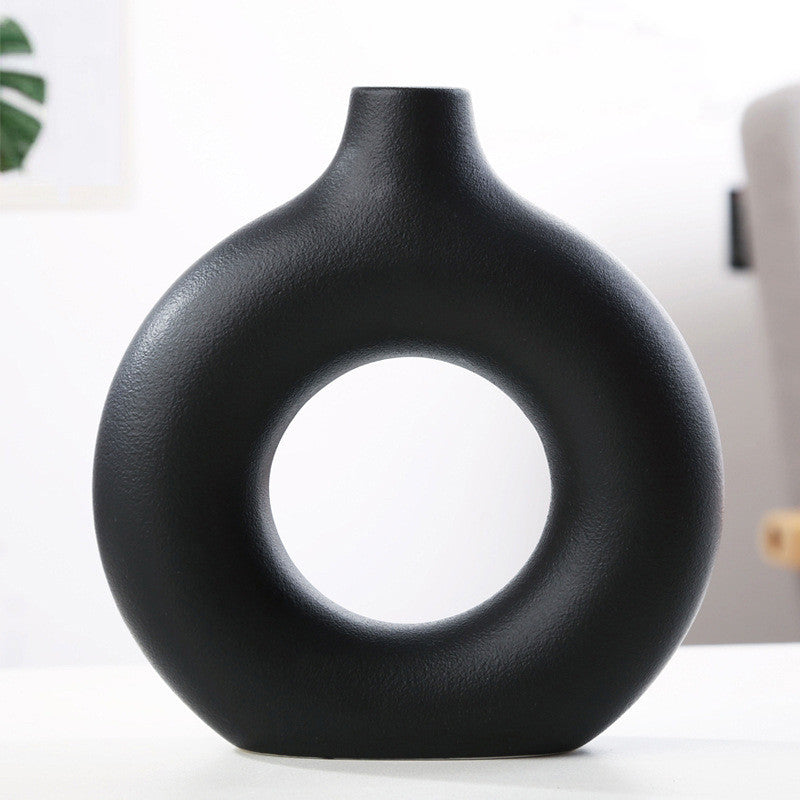 Sculptural Donut Ceramic Vase – Minimal Home Decor Accent